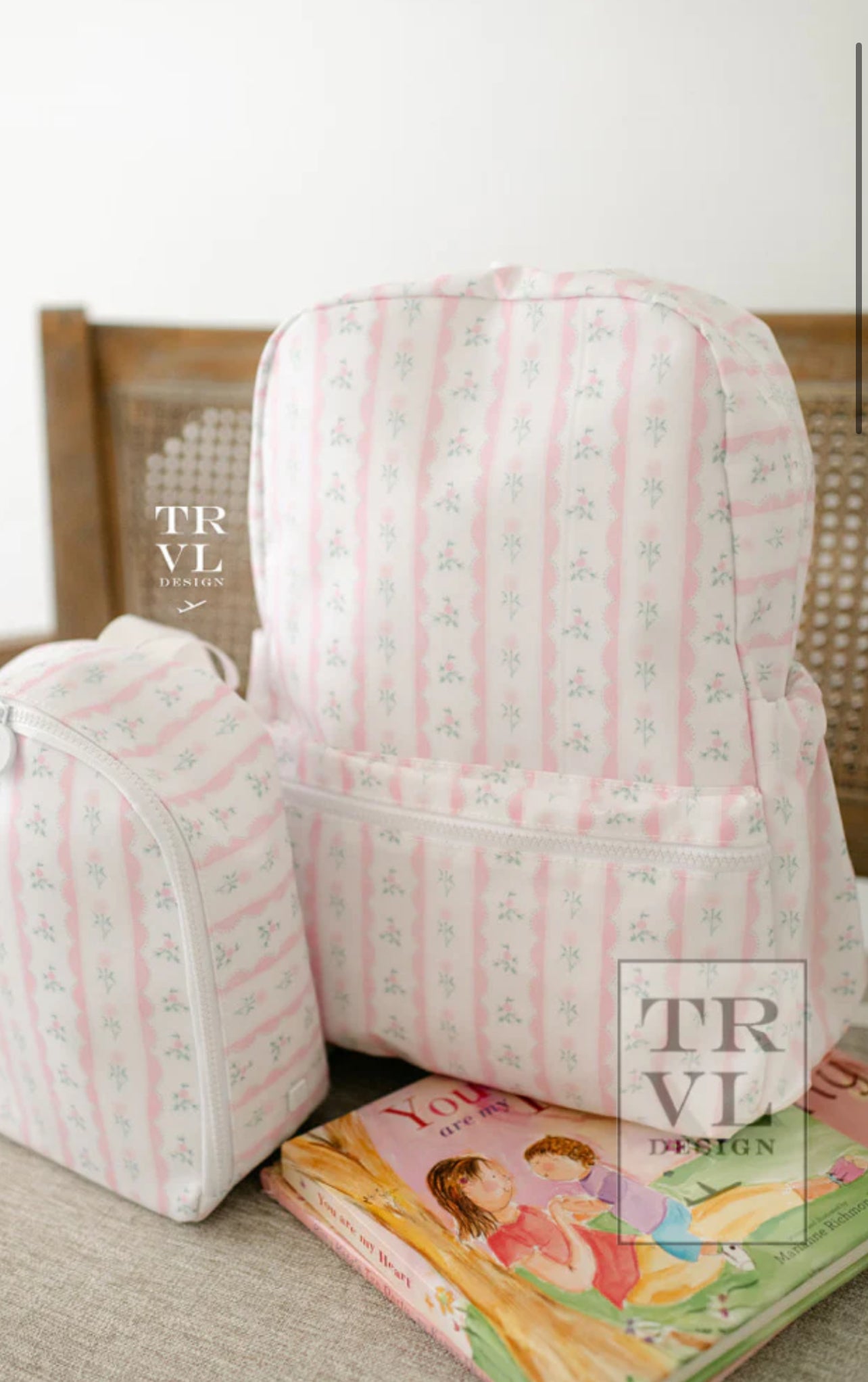 TRVL- RIBBON FLORAL PINK Lunchbox